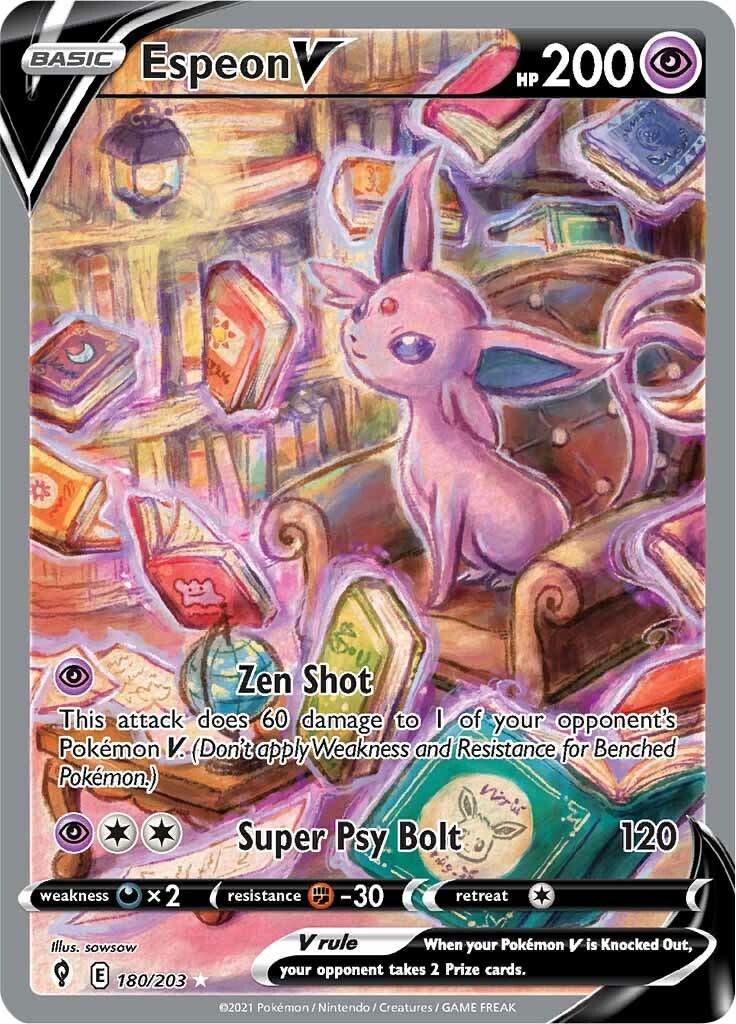 El fondo de la carta es una escena de biblioteca caprichosa, llena de libros y un ambiente cálido y acogedor. Espeon V, un Pokémon morado claro, se sienta en el centro de la escena, prominentemente en un mueble que sugiere un sillón. Sus ojos y rasgos faciales están delicadamente dibujados.